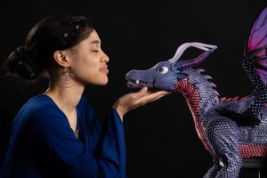 Alumnae Victoria Bohannon-Pea with Pet Dragon
