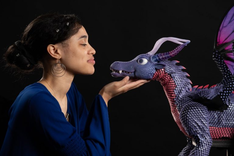 Alumnae Victoria Bohannon-Pea with Pet Dragon