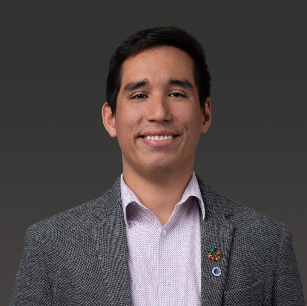 Guillermo Vizarreta-Luna, a lab alumni