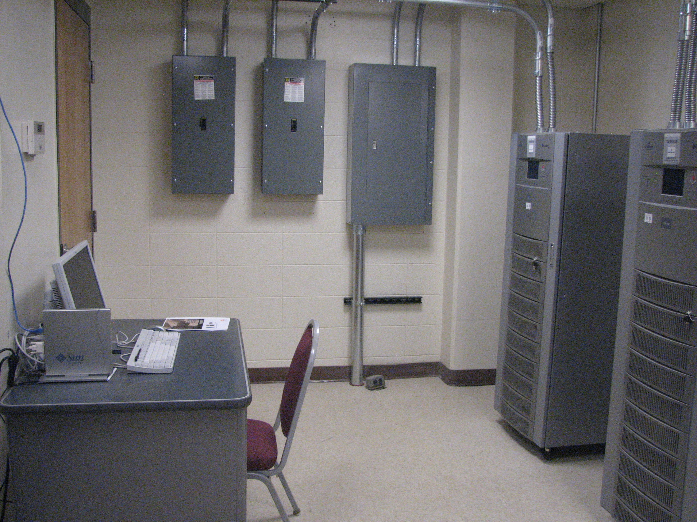ENS facilities - ERC Server Room